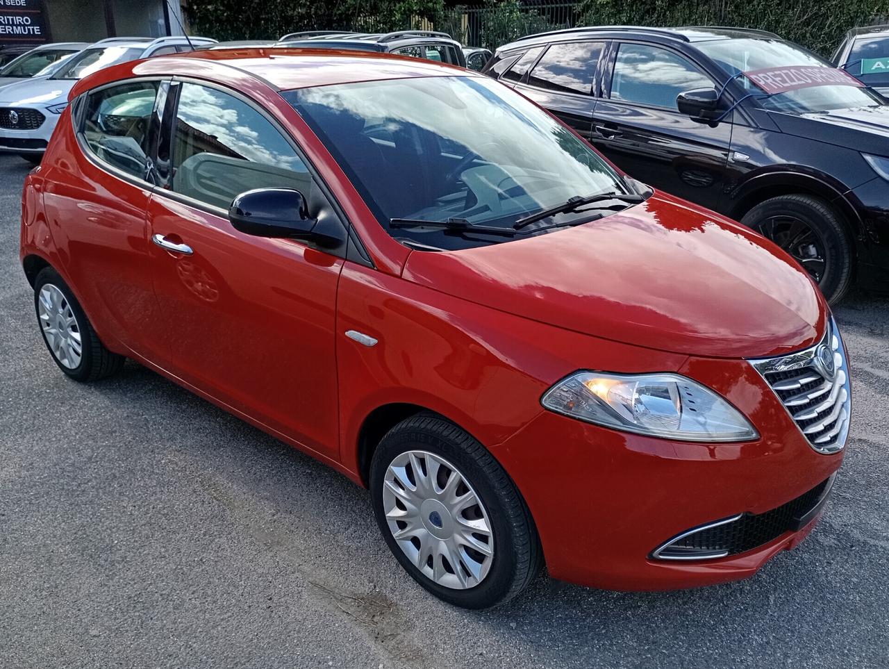 Lancia Ypsilon 5P 0.9 TwinAir 85CV Gold Aut.