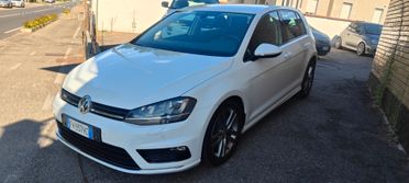 Volkswagen Golf 1.6 TDI 110 CV 5p. R-LINE