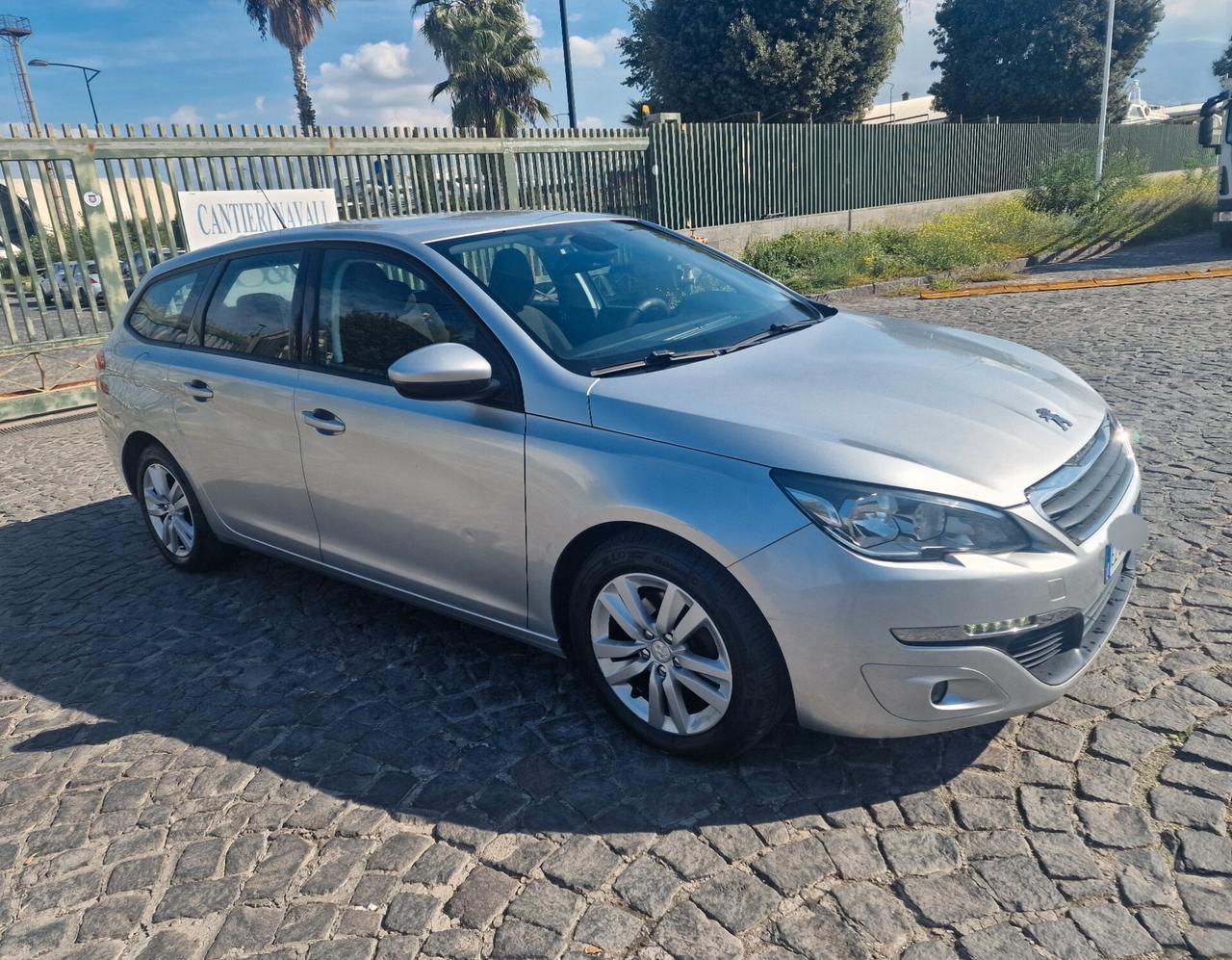 Peugeot 308 BlueHDi 120 S&S SW Business