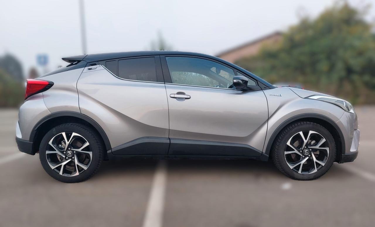 Toyota C-HR 1.8 Hybrid E-CVT Trend