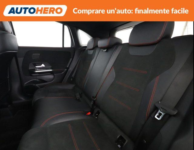 MERCEDES-BENZ GLA 200 d Automatic Premium