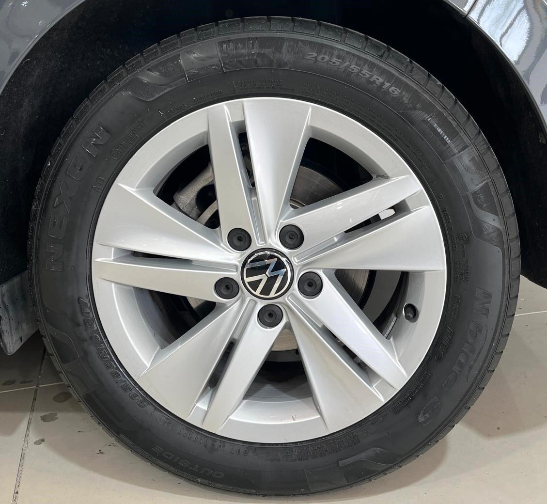 Volkswagen Golf 1.0 eTSI EVO DSG Life