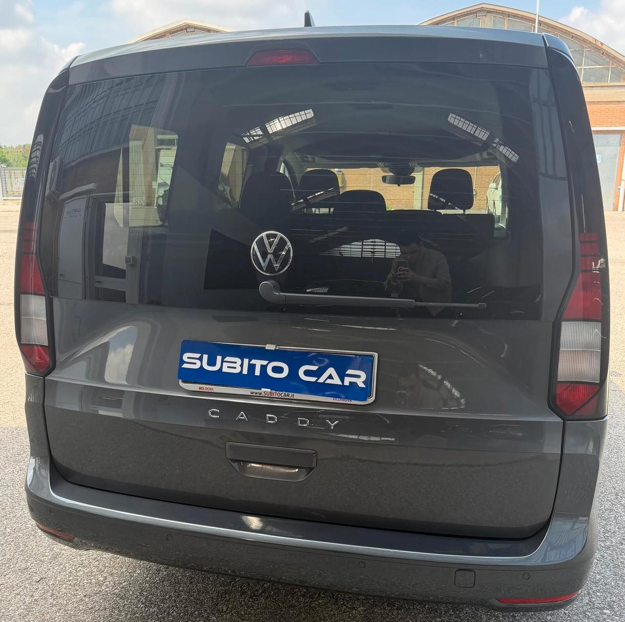 Volkswagen Caddy Pianale Ribassato 2.0 TDI 102 CV Space Maxi 7 POSTI DUE PORTIERE SCORREVOLI