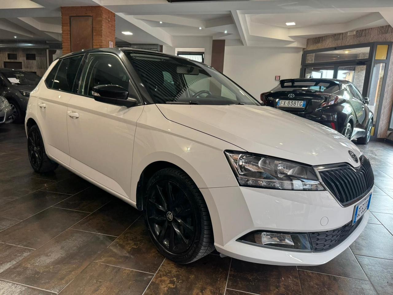 Skoda Fabia 1.0 MPI 60 CV Twin Color Nero