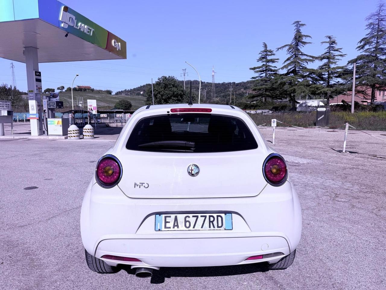 Alfa Romeo MiTo 1.6 JTDm 16V Distinctive Sport Pack