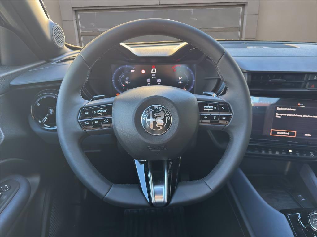 ALFA ROMEO Junior 1.2 ibrida 145cv edct6 del 2025