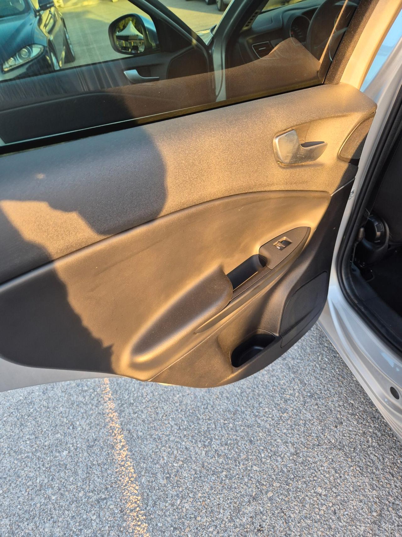 Alfa Romeo Giulietta 1.6 JTDm TCT 120 CV Sportiva