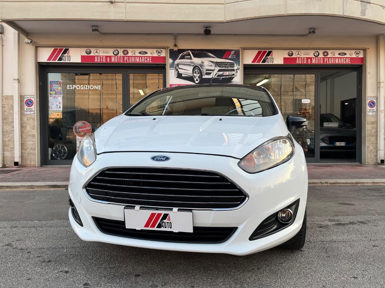 FORD Fiesta 1.5 TDCi 75 CV 5p. Titanium FULL