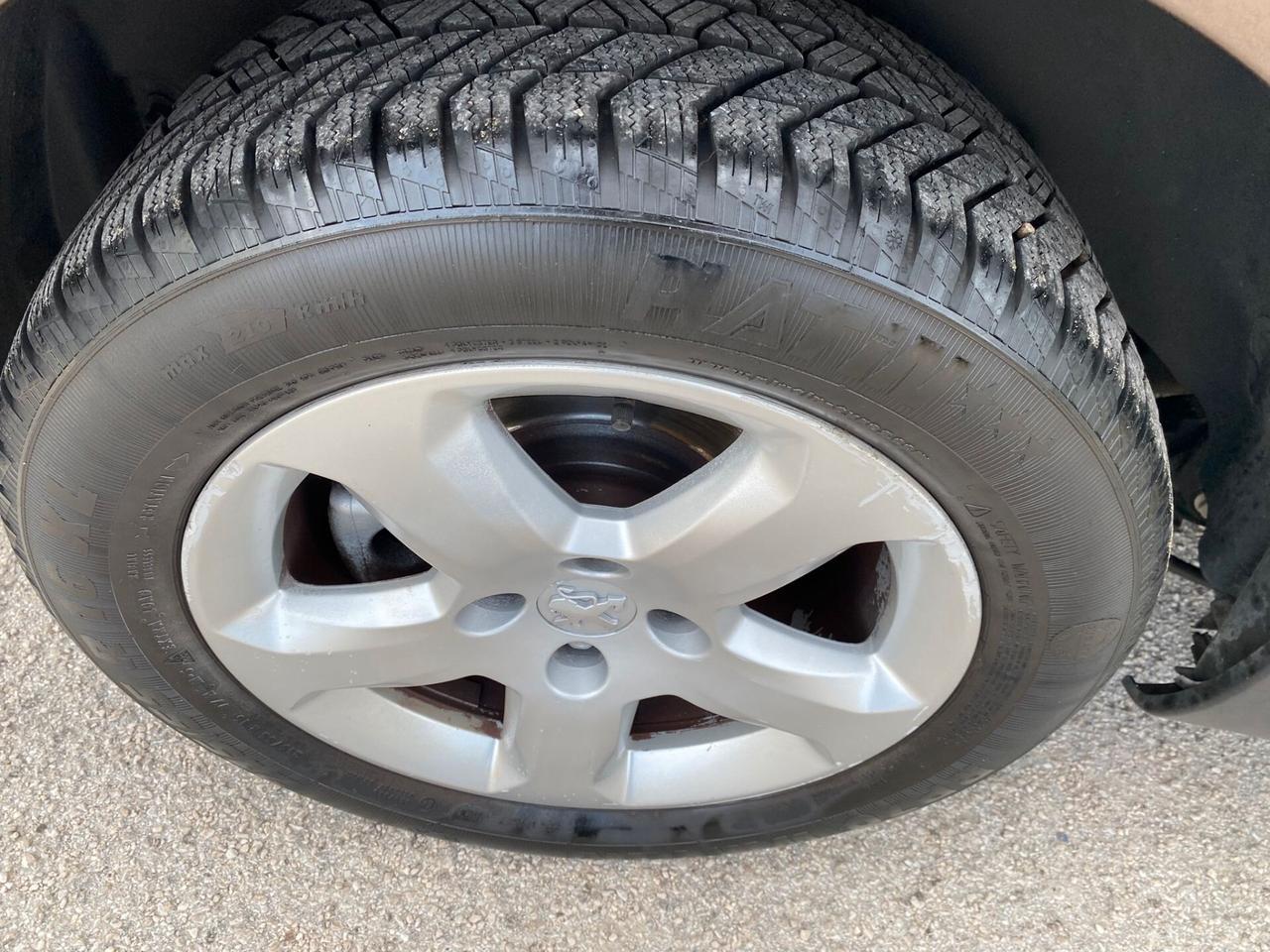 Peugeot Partner autovettura 1.6hdi full opt 2014