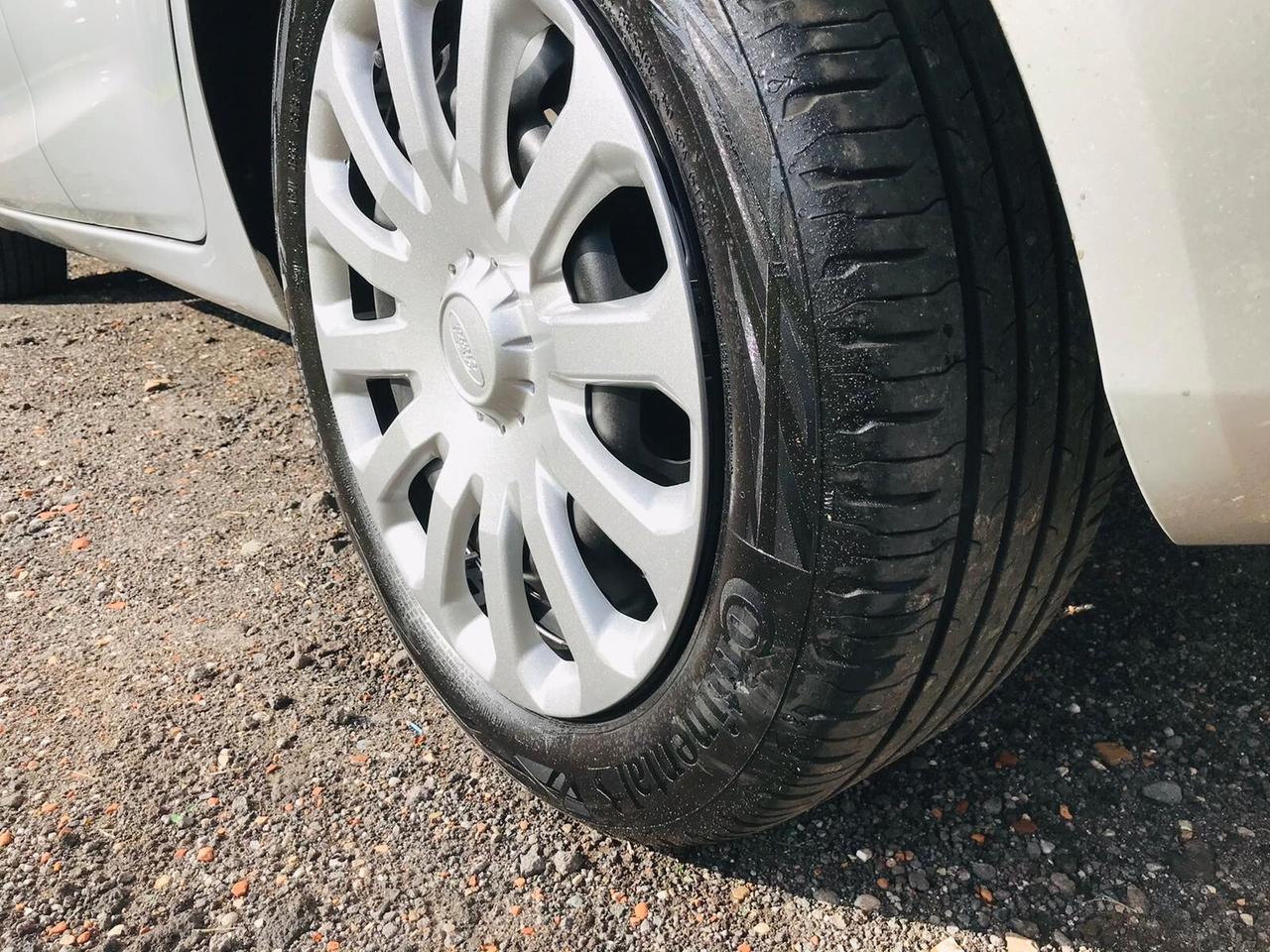 Ford Fiesta 1.4TDCI NEOPATENTATI CHIAMA 2010