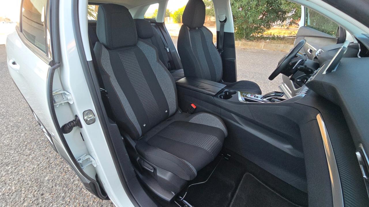 Peugeot 3008 BlueHDi 120 S&S EAT6 Business