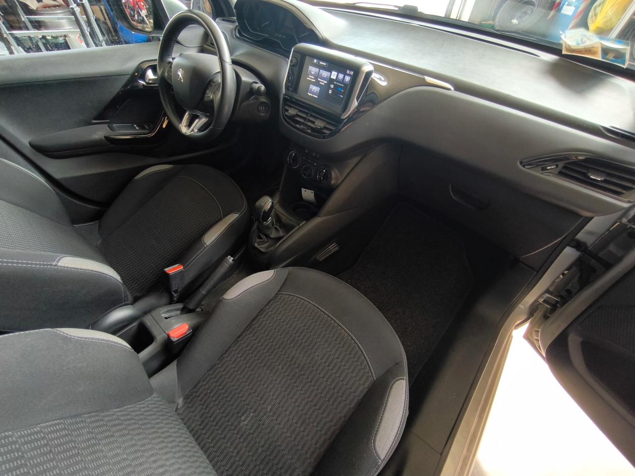 PEUGEOT 208 1,2 BENZ- KM 70000-UNIPROPRIETARIO-EURO 6