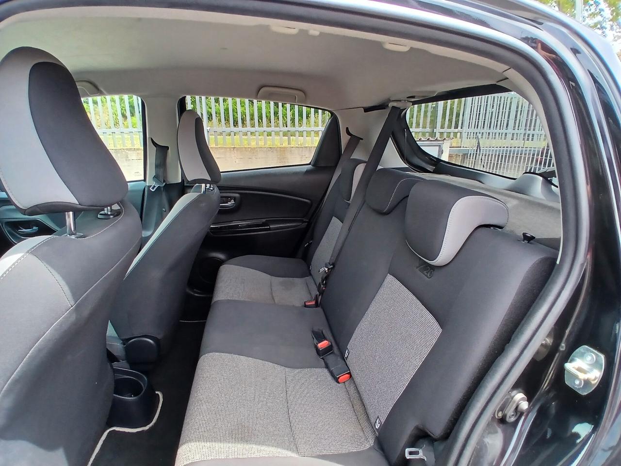 Toyota Yaris 1.0 72 CV 5 porte Active