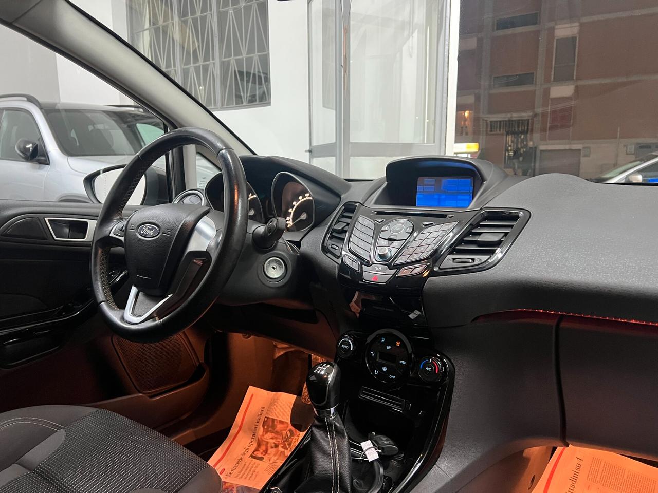 Ford Fiesta 1.4 5p. Bz.- GPL Titanium