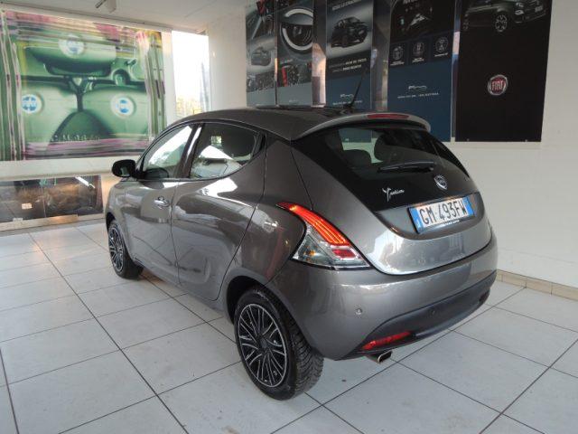LANCIA Ypsilon 1.0 FireFly 5 porte S&S Hybrid Ecochic Gold