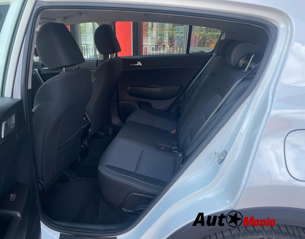 Kia Sportage 1.6 CRDI 136 CV 2WD Mild Hybrid Black Edition