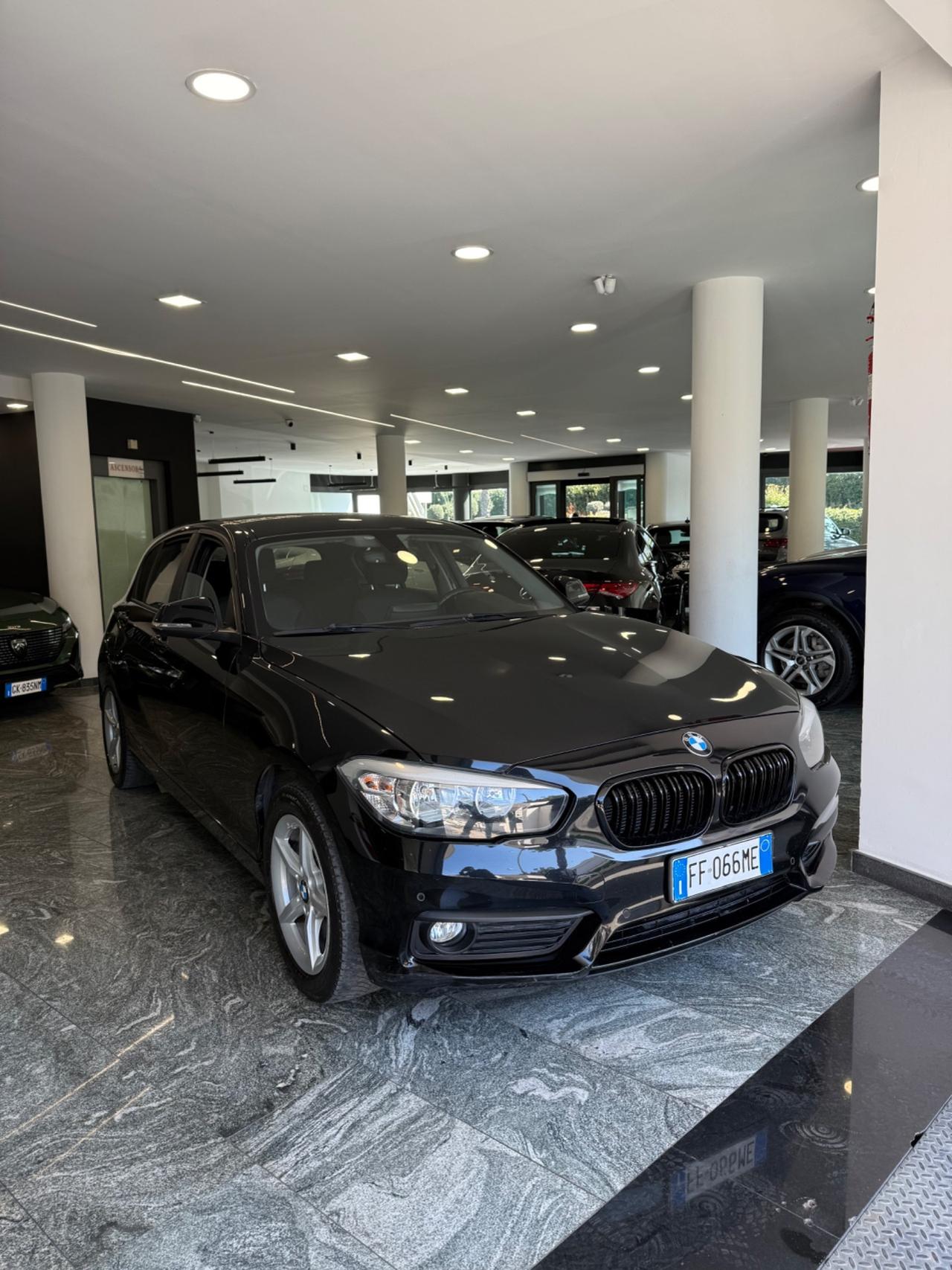 Bmw 116 116d 5p. Advantage