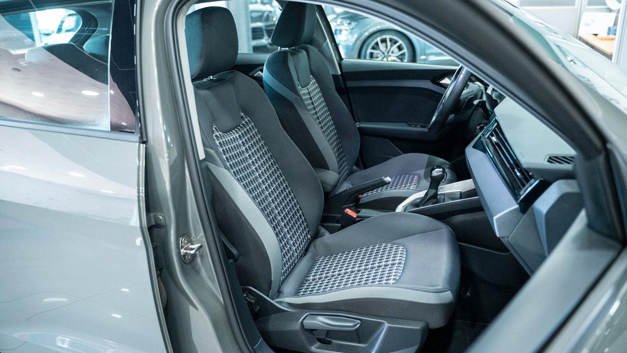 Audi A1 SPB 30 1.0 TFSI S LINE EDITION TRONIC XENO FULL OPTIONAL
