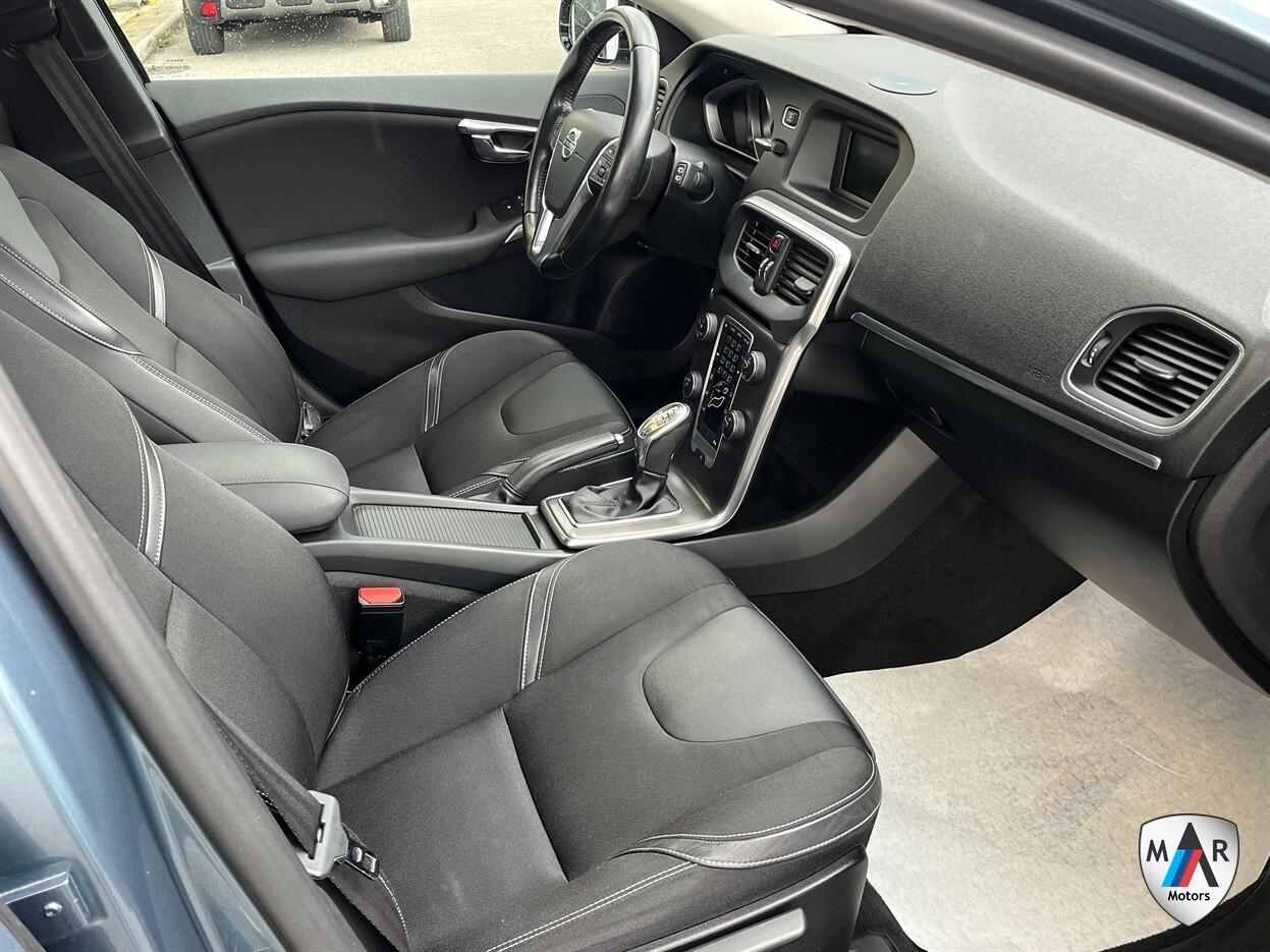 Volvo V40 D3 Geartronic Momentum