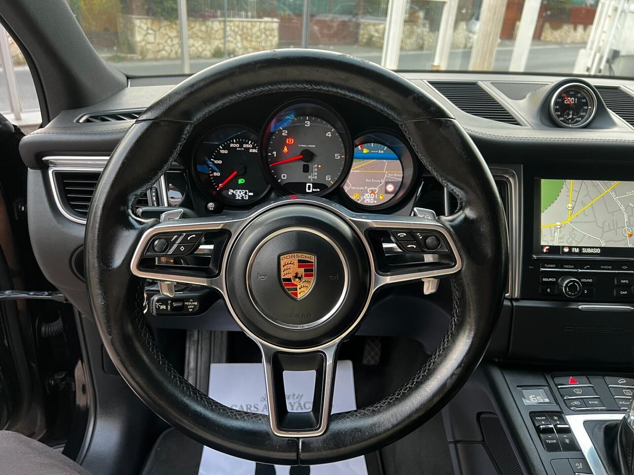 Porsche Macan 3.0 S Diesel- TETTO-TOTAL BLACK-FULL