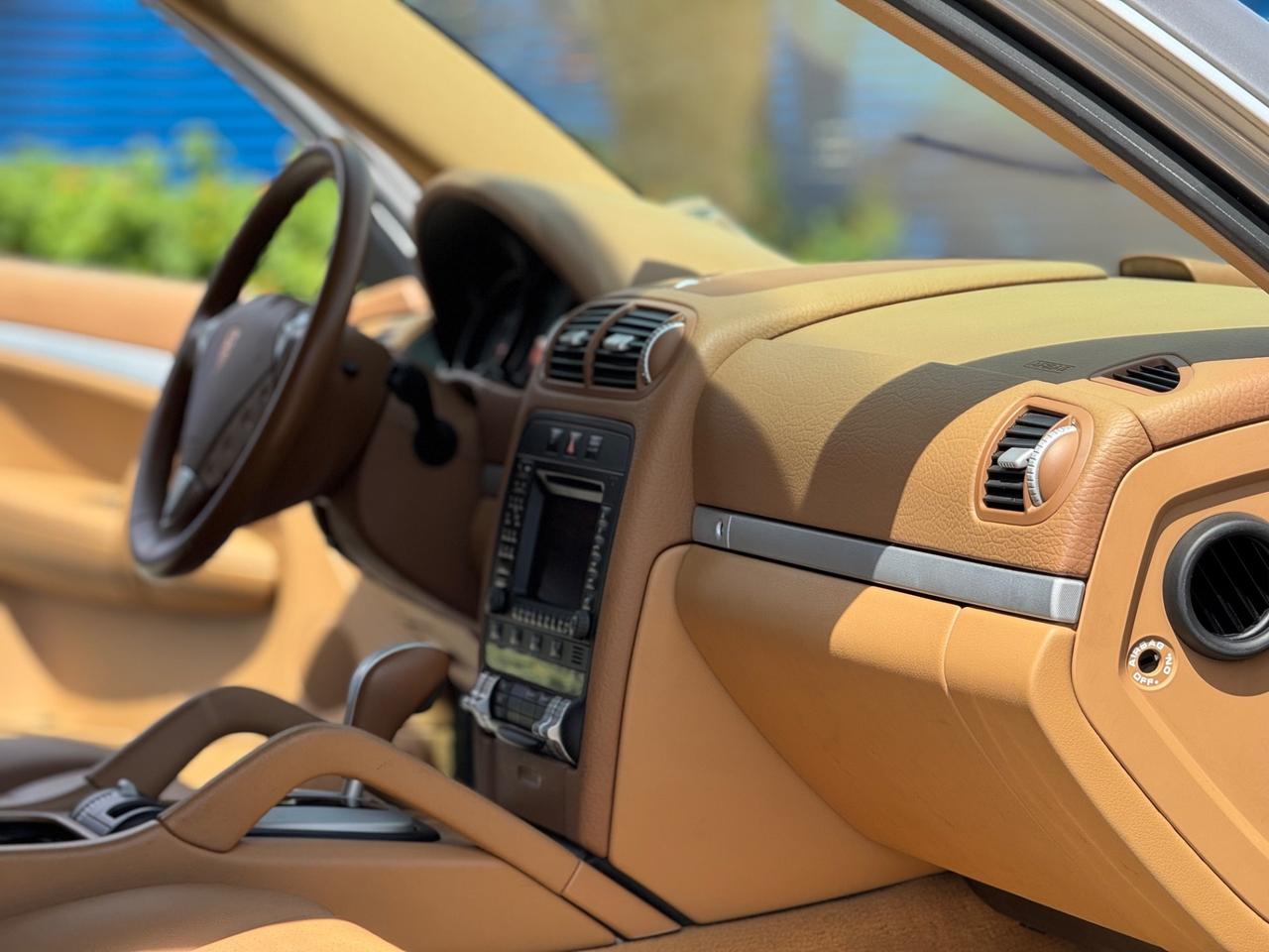 PORSCHE CAYENNE 3.6 BENZINA SOLI 83.000 KM GARANZIA