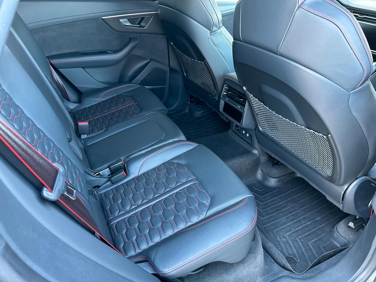 Audi RSQ8 TFSI V8 600CV quattro tiptronic
