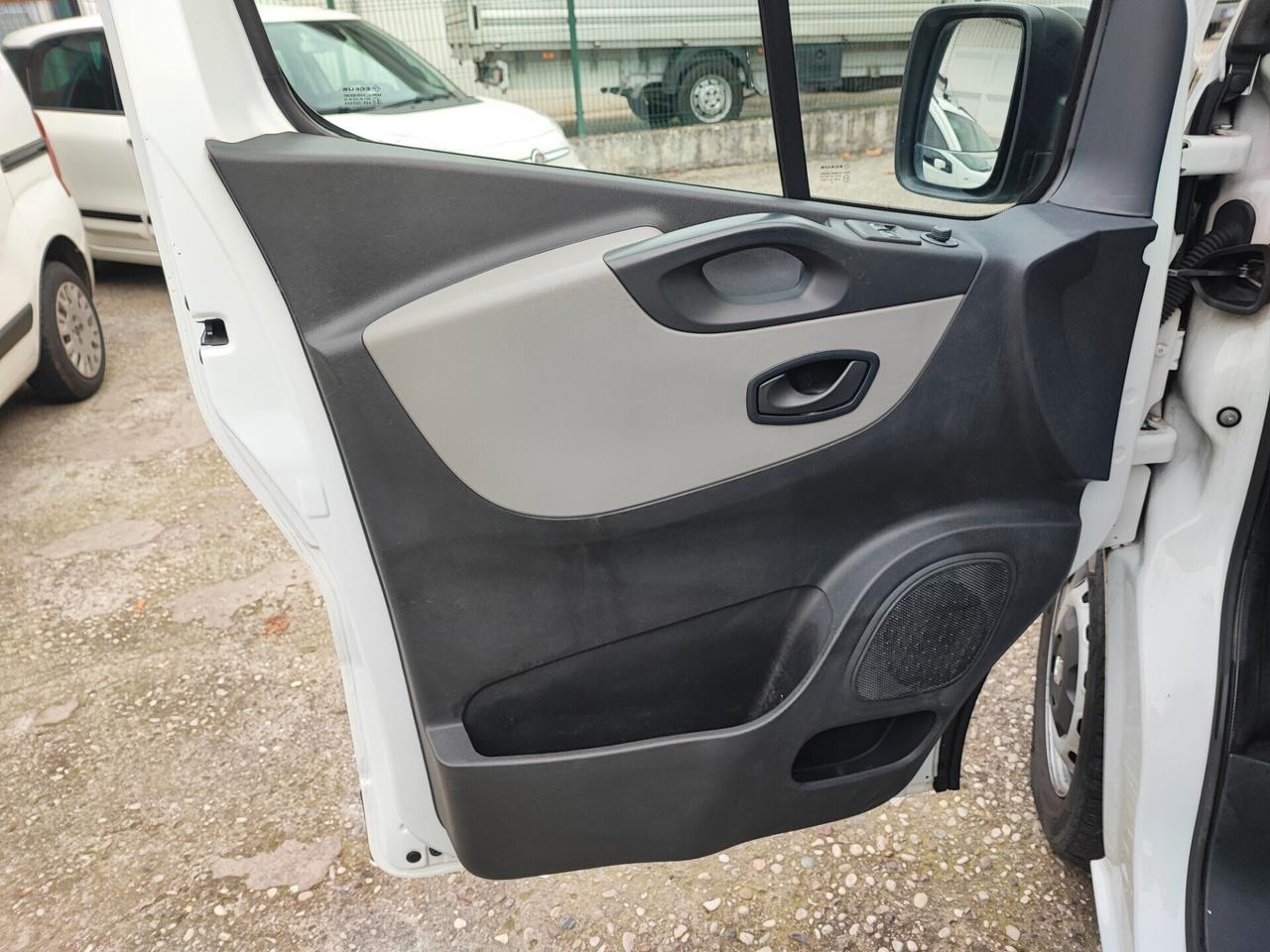 Renault Trafic KM 153.000 IVA COMPRESA