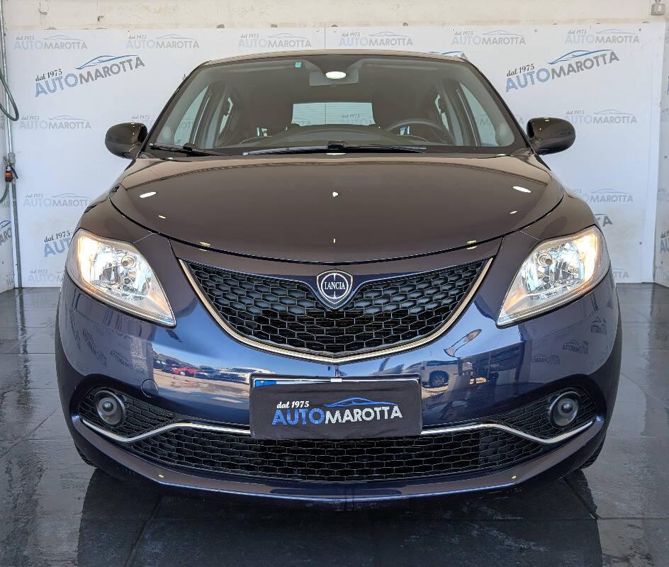 Lancia Ypsilon 1.2 Gold 69cv
