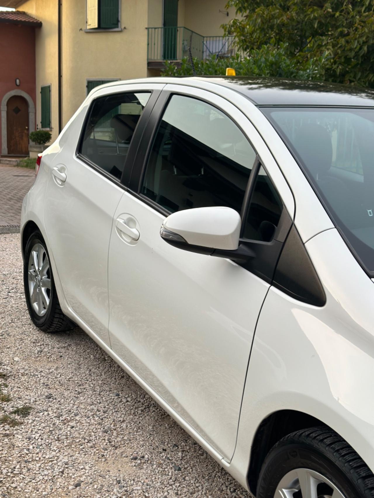 Toyota YARIS 1.0 5P NEOPAT KMCERT GARANZ UNICOPR