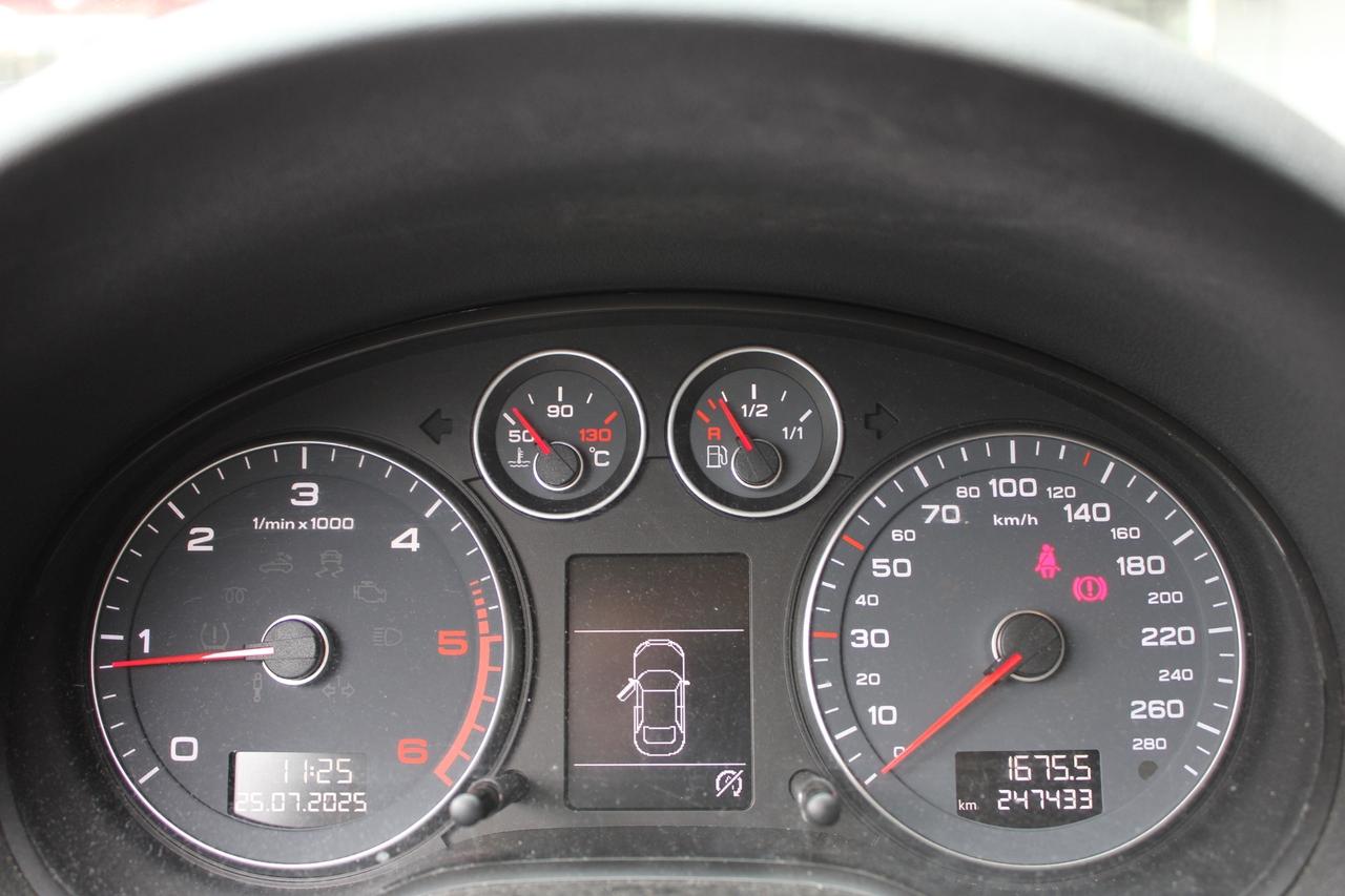 Audi A3 SPB 1.6 TDI 105 CV S-LINE