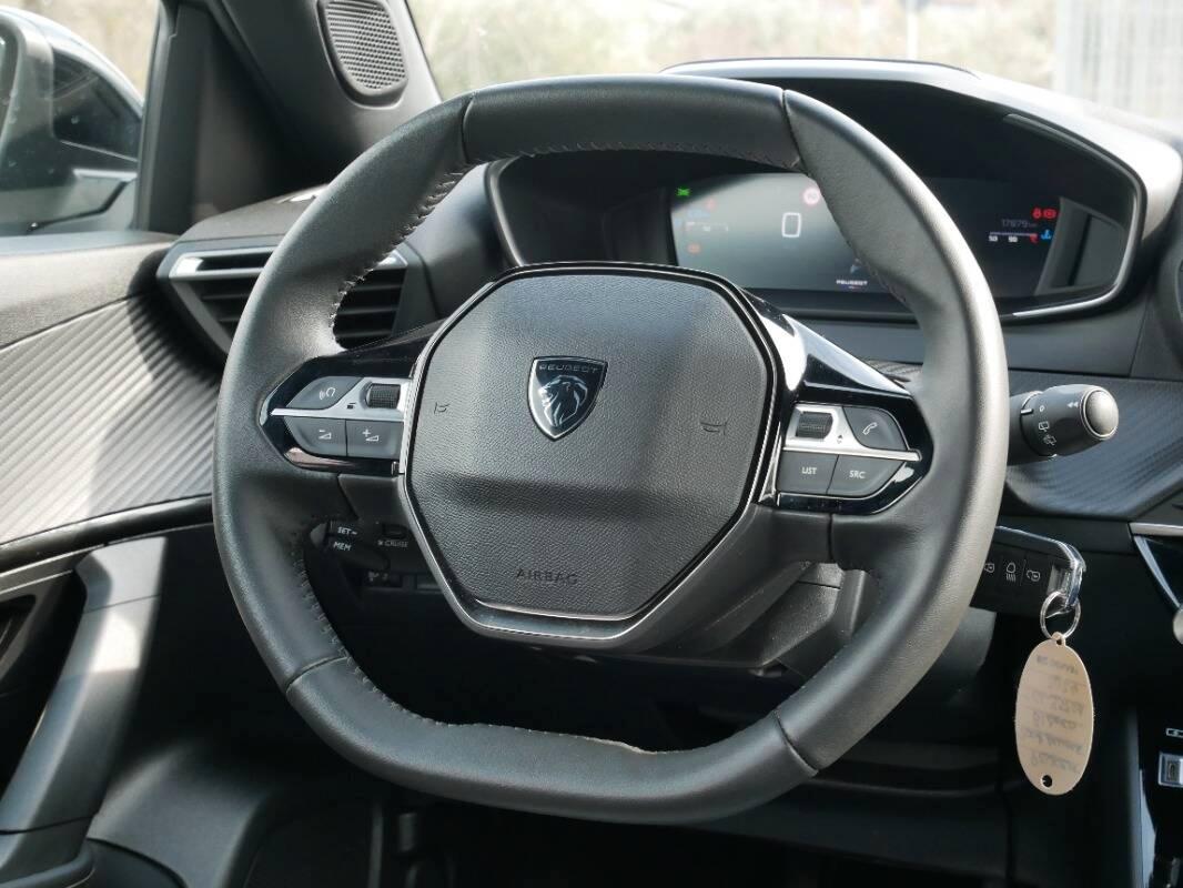 Peugeot 2008 1.2 puretech Allure s&s 100cv