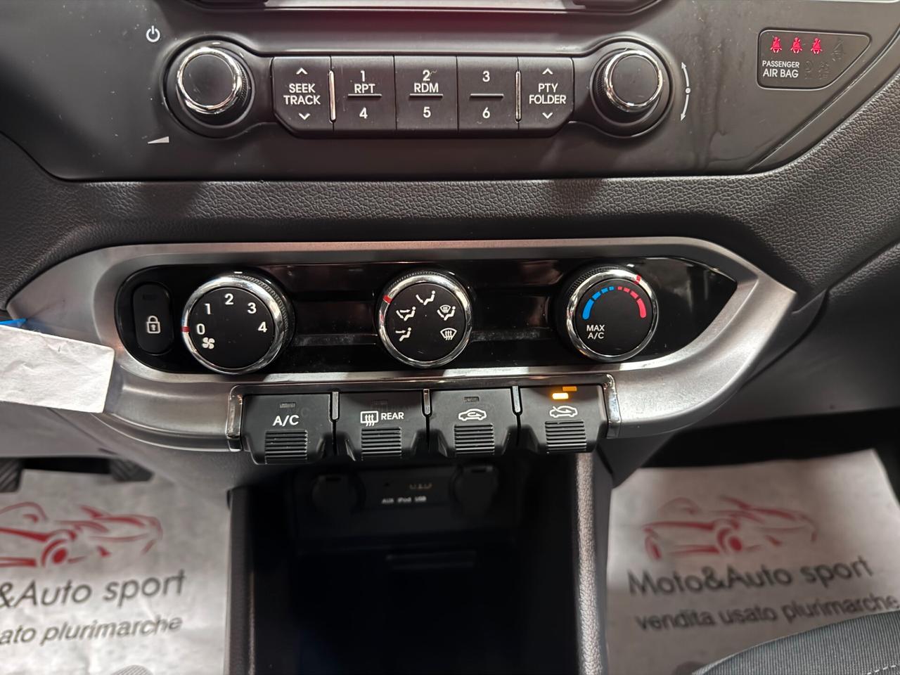 Kia Rio 1.4 CRDi WGT 5p. EX