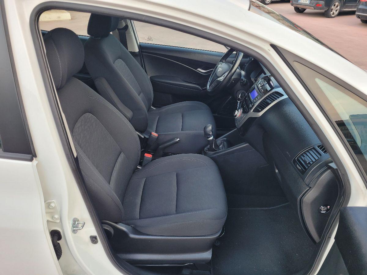 HYUNDAI - iX20 - 1.4 90 CV Econext Comfort