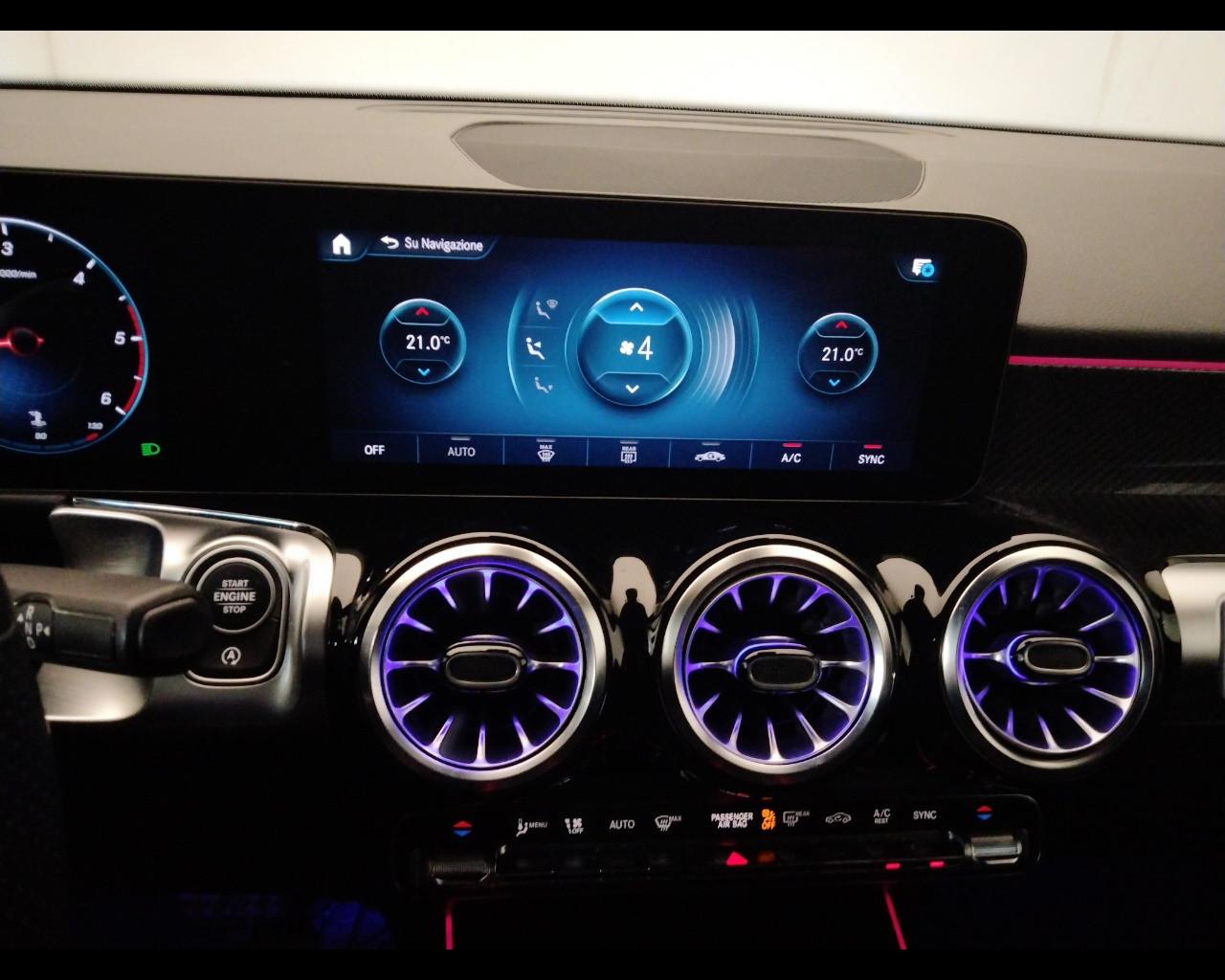 Mercedes-Benz GLB - X247 2019 - GLB 200 d Premium auto 7p.ti