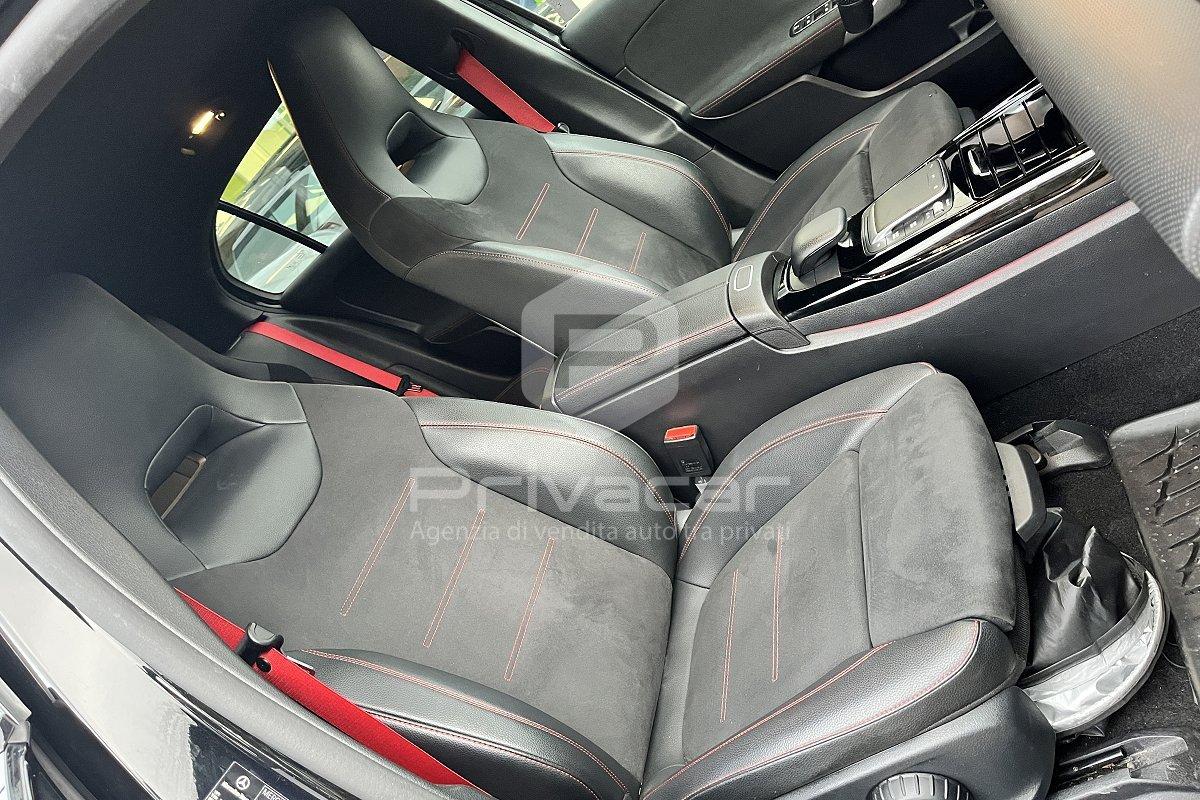 MERCEDES A 35 AMG 4Matic