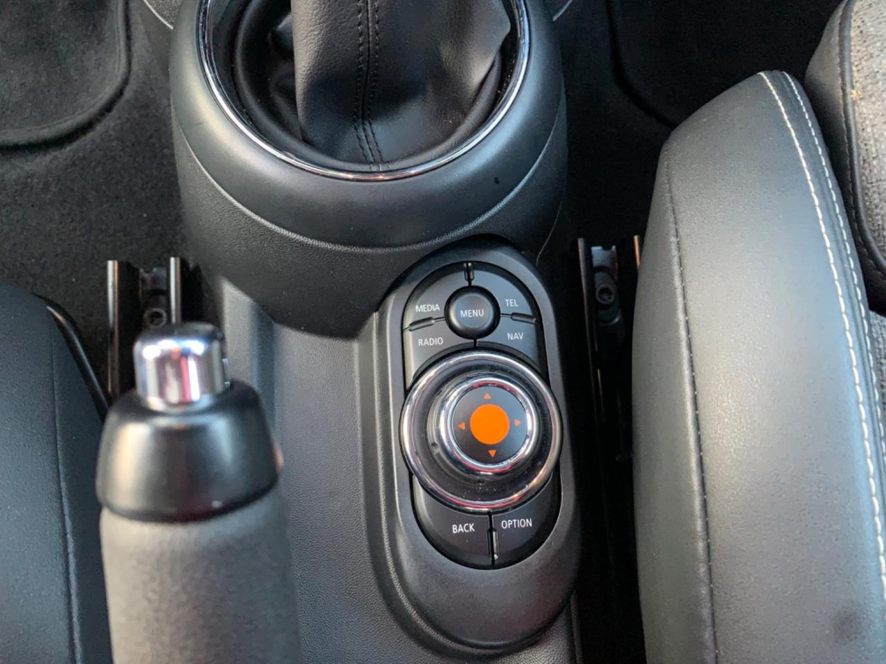 Mini 2.0 Cooper SD Hype 5 porte