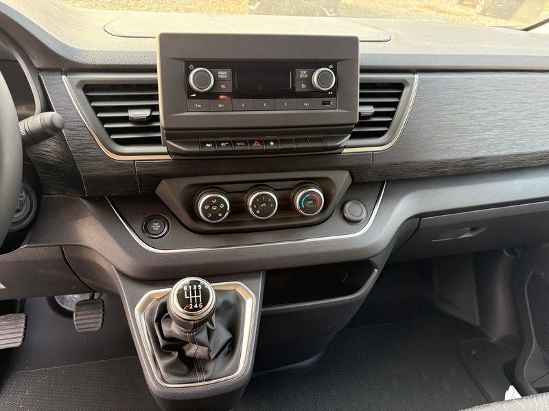 Renault Trafic passenger 2.0 Blue dci 150cv L1H1 Equilibre