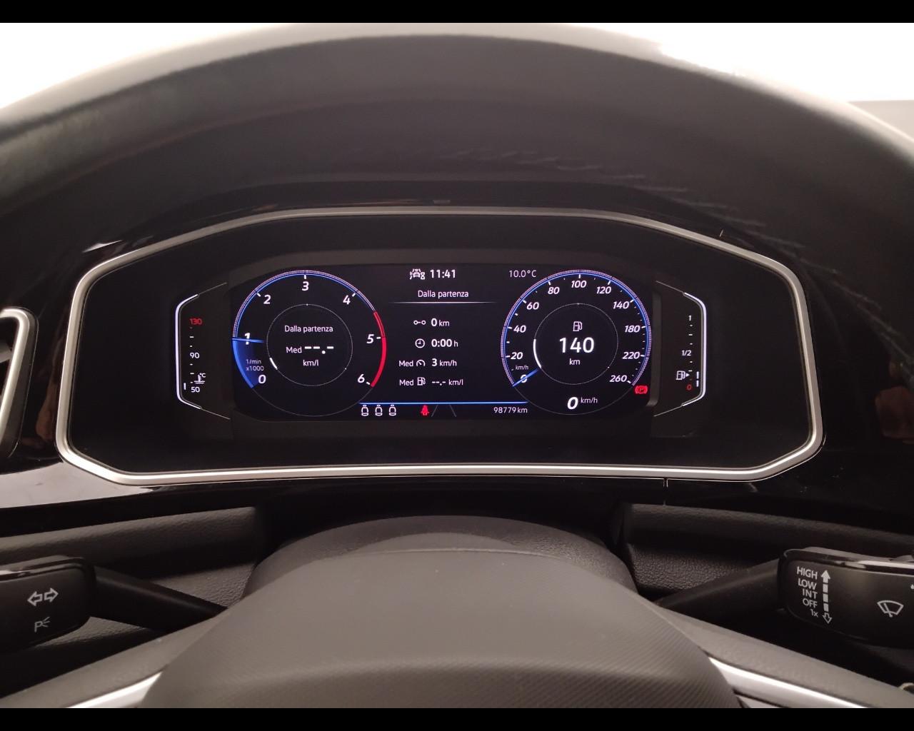 VOLKSWAGEN T-Roc I 2022 - T-Roc 2.0 tdi R-Line 115cv