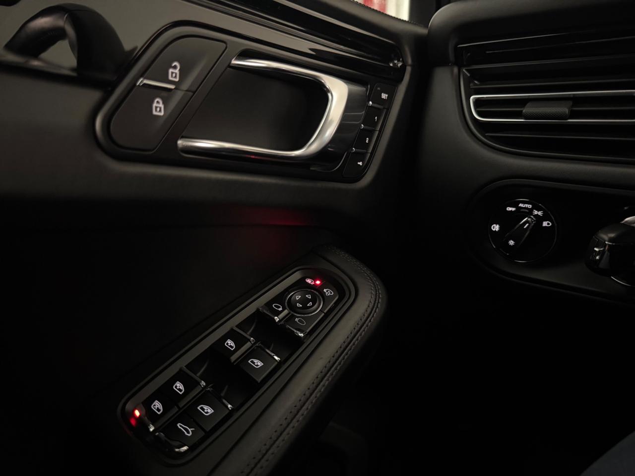 Porsche Macan TURBO 2.9 V6 441cv PDK