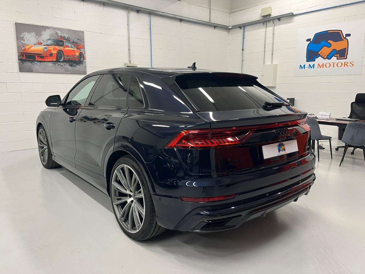 Audi Q8 55 TFSI quattro tiptronic S line