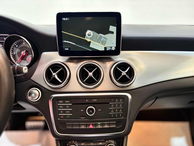 MERCEDES-BENZ CLA 200 d 4Matic Automatic Premium * TAGLIANDI MERCEDES *