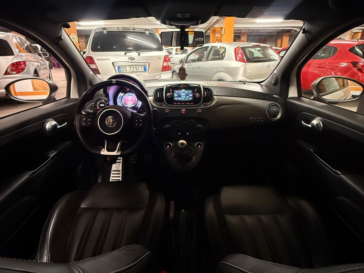 Abarth 595 con 165 CV Turismo 45.000 km