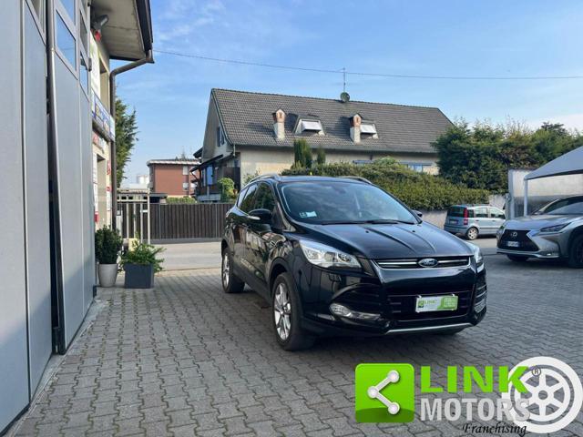 FORD Kuga 2.0 TDCI 163 CV 4WD Powershift Titanium