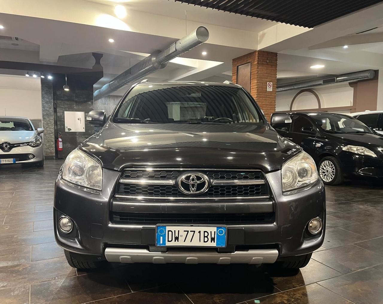 Toyota RAV 4 RAV4 2.0 MultidriveS Luxury