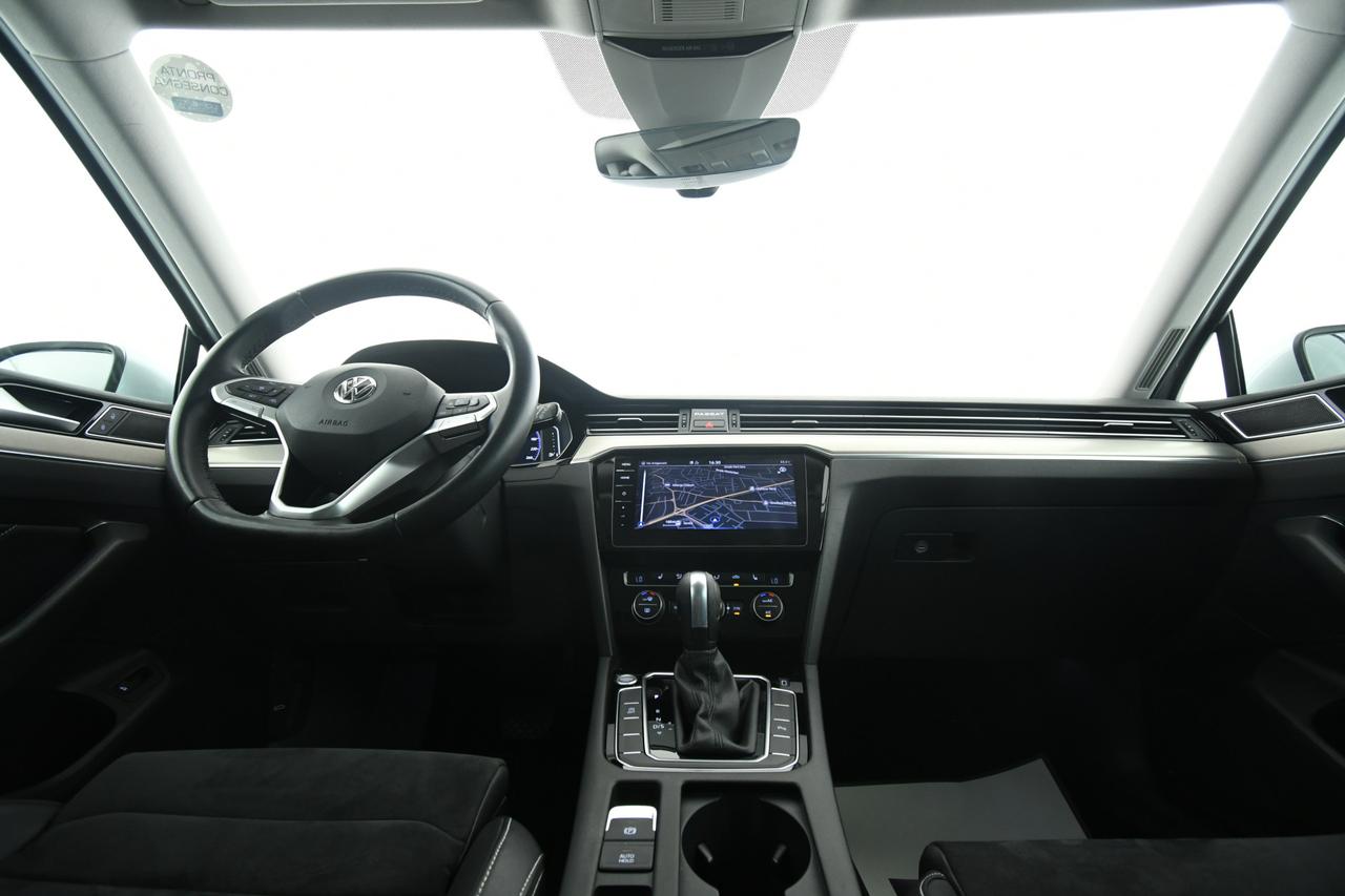 VOLKSWAGEN Passat Variant 2.0 tdi Executive 190cv dsg ACC+APP CONNECT+ALCANTARA