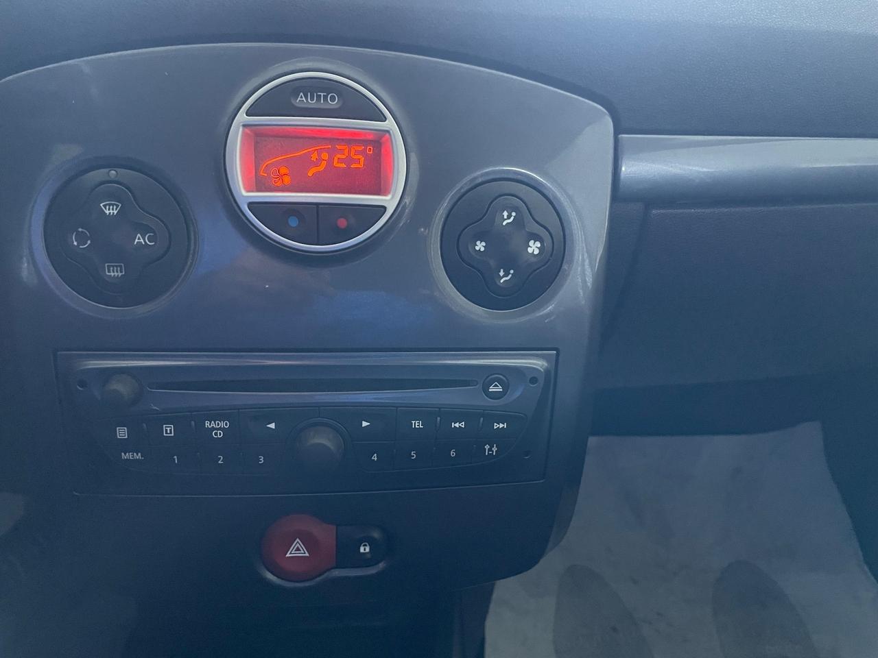 Renault Clio 1.2 16V 5 porte Dynamique - Nessun vincolo -