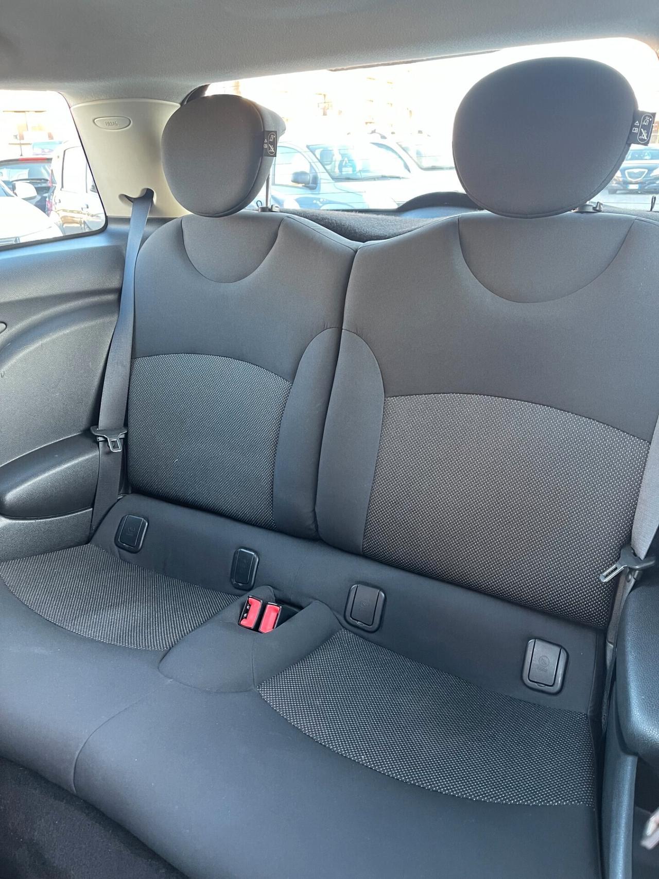 Mini Cooper D Automatica 2.0 112cv