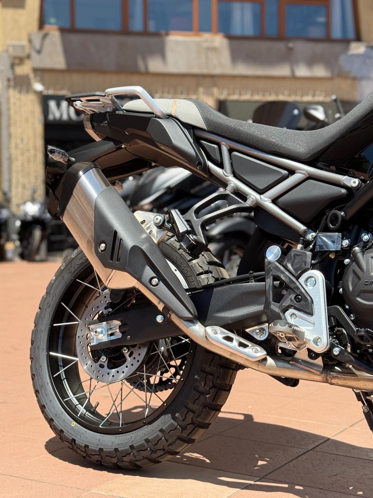 CFMOTO MT450