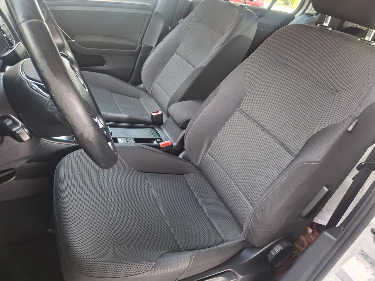 Volkswagen Golf 7--1.6 TDI 105cv. Highline BlueMotion Technology