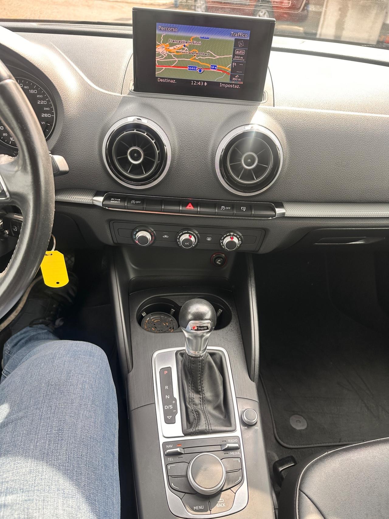 Audi A3 Sportback 1.6 tdi 105 cv S-Tronic